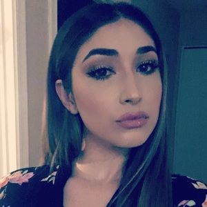 Meet your Posher, Jasmine